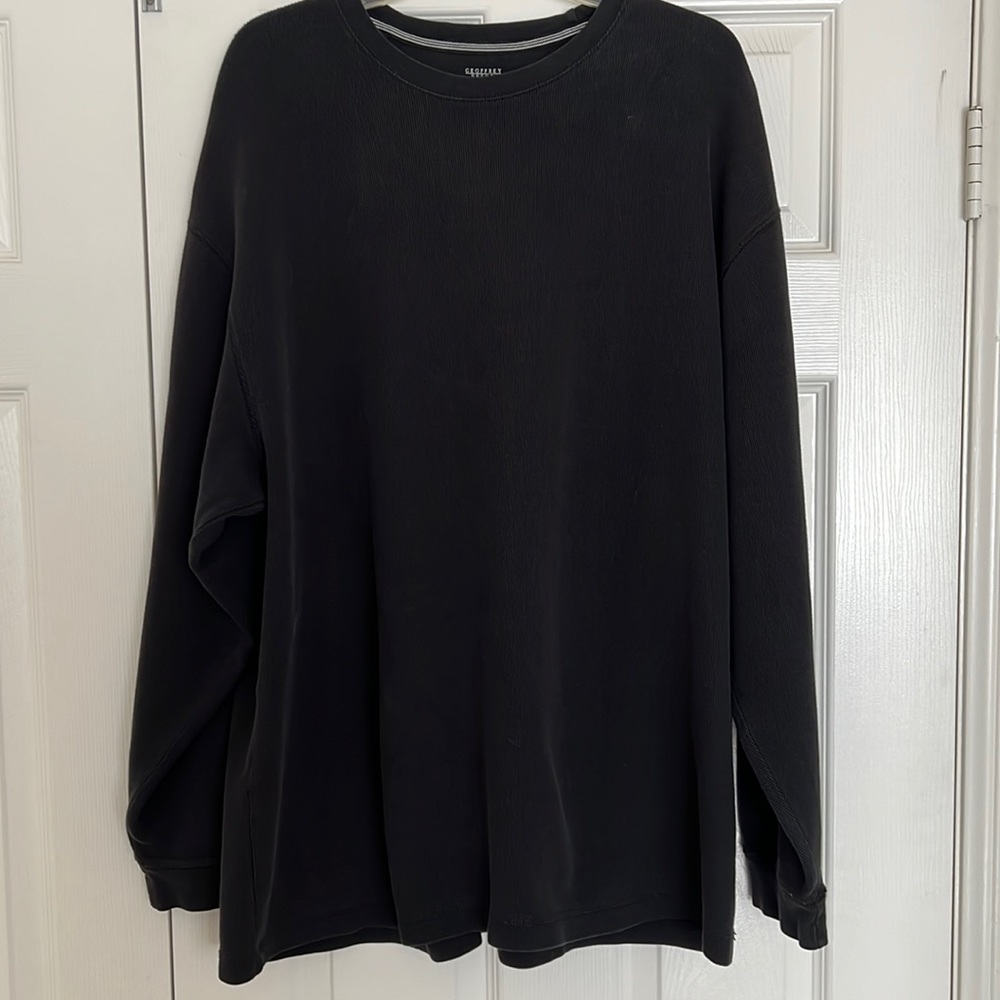 GEOFFREY BEENE LONG SLEEVE SWEATER•100% COTTON